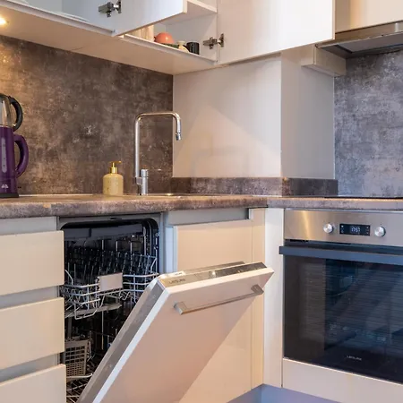 The Molla House מלון *